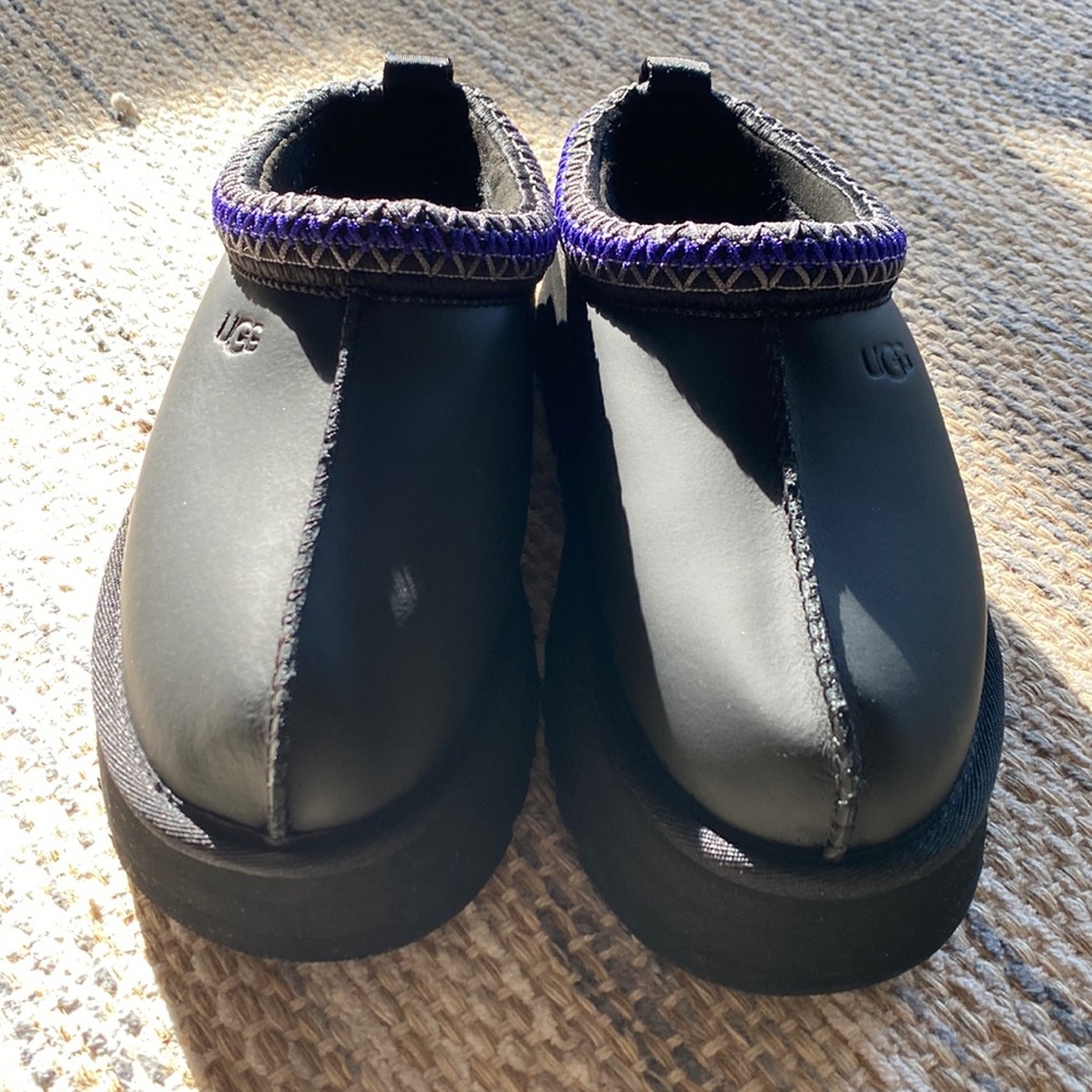 Brand New Ugg Tazz Slipper no box